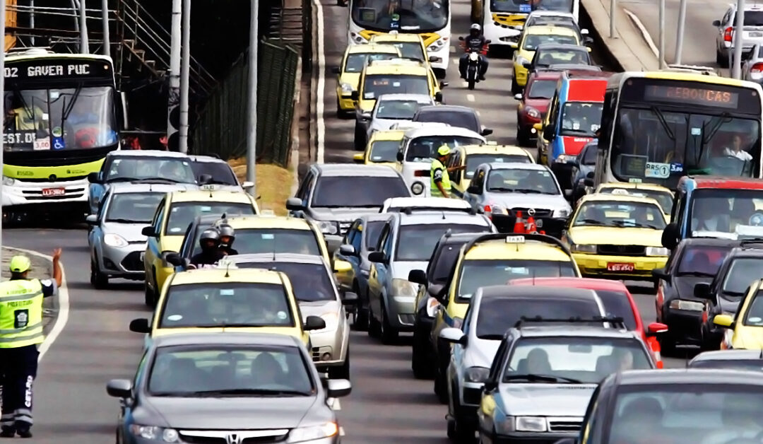 Lei sancionada para o trânsito no Rio de Janeiro é inconstitucional, fere a livre concorrência e agride direitos legítimos do consumidor carioca